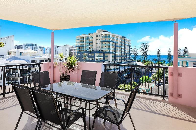 トリプルクラシックルーム, Kozaemon