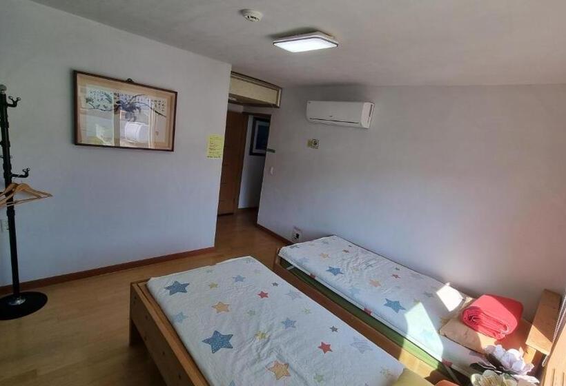 Quarto standard, Tongyeong One Guesthouse