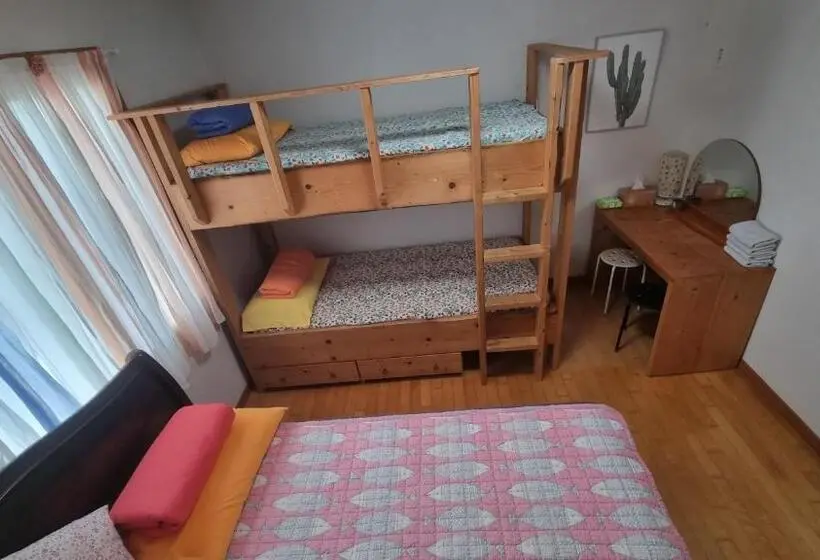 اتاق خانوادگی, Tongyeong One Guesthouse