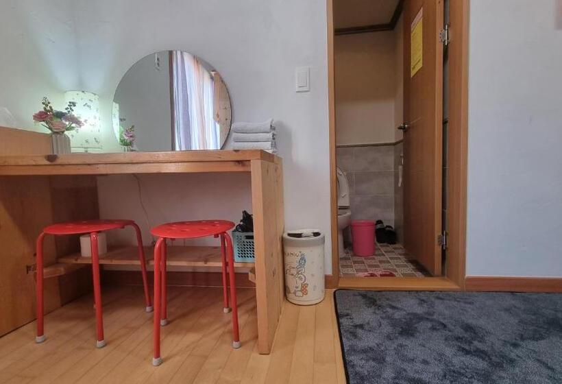 Quarto Familiar, Tongyeong One Guesthouse