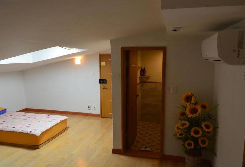 Quarto standard, Tongyeong One Guesthouse