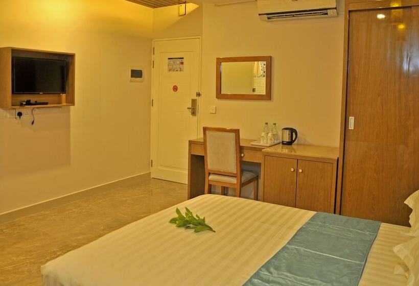 חדר סופריור, Star Shell