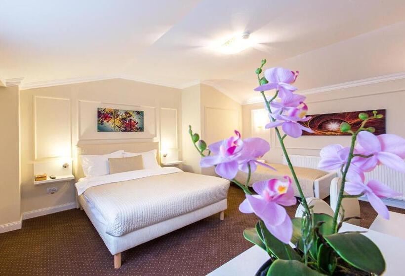 豪华家庭房间, Prestige