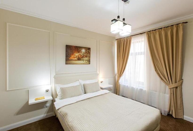 带露台的小型套房, Prestige