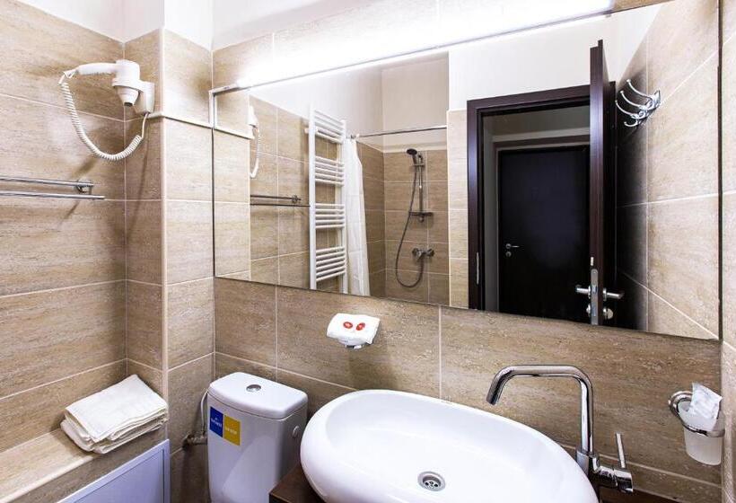 اتاق استاندارد یک نفره, Prestige