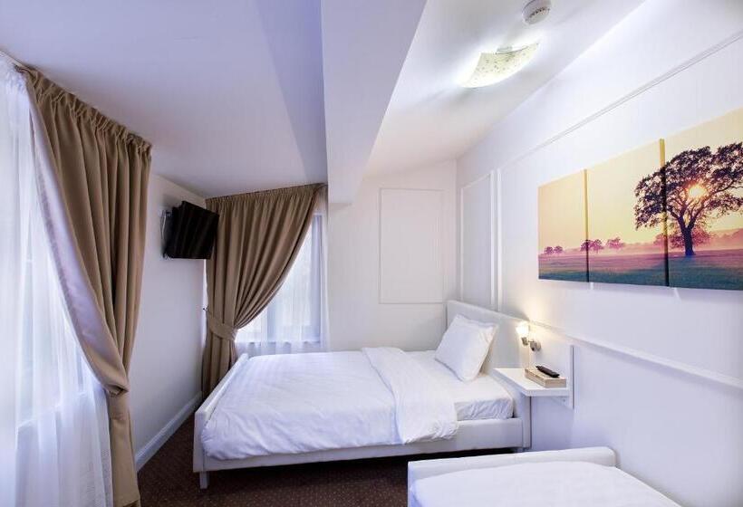 标准单人间, Prestige