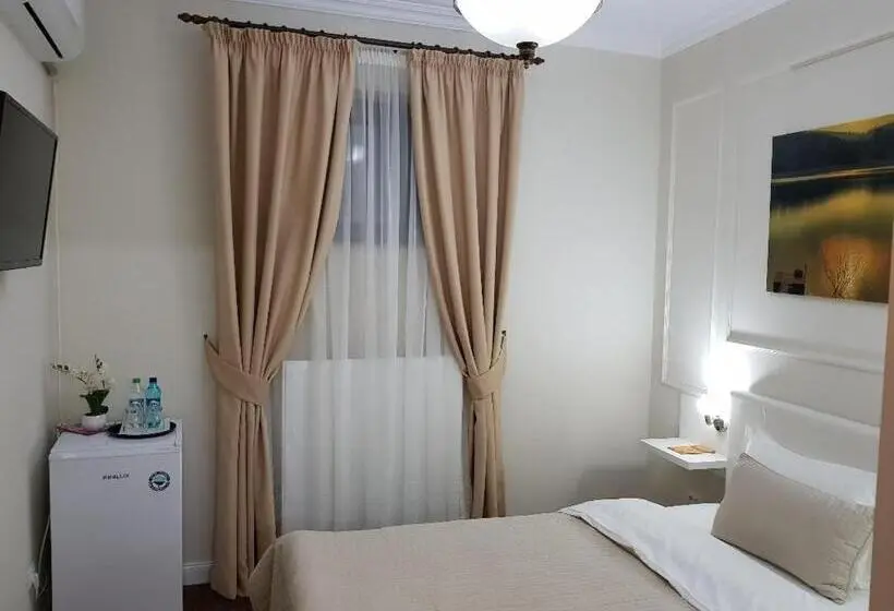 اتاق استاندارد یک نفره, Prestige