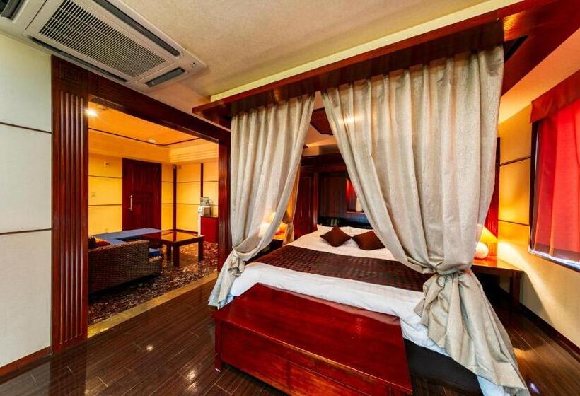 Номер Deluxe, Lotus Otsu