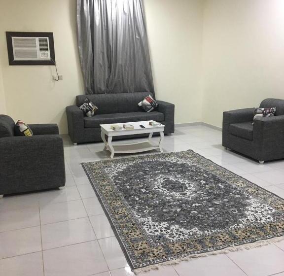 스탠다드 스튜디오, Al Basam Furnished Units