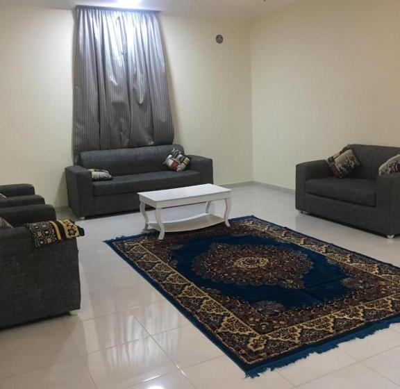스탠다드 스튜디오, Al Basam Furnished Units