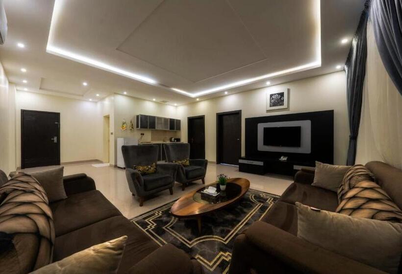 דירת דלוקס 2 חדרי שינה, Gardenia Furnished Units