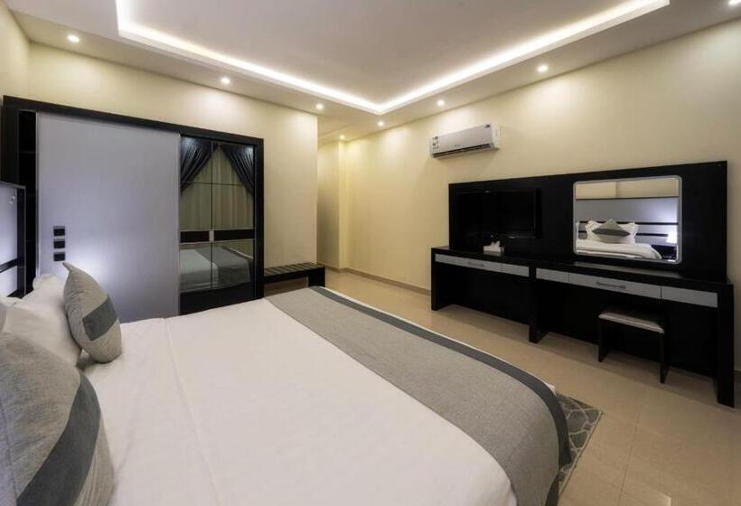 דירת דלוקס 2 חדרי שינה, Gardenia Furnished Units