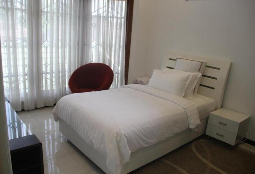 バスルーム共有のシングルスタンダード, Al Salam Syariah Guest House