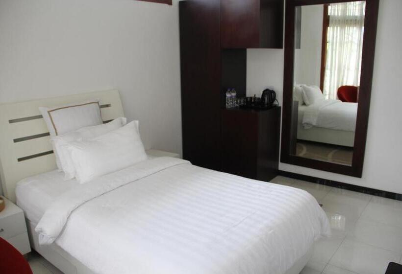 バスルーム共有のシングルスタンダード, Al Salam Syariah Guest House