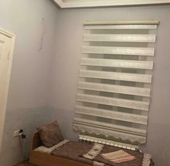 اتاق اکونومی, Beaming_house