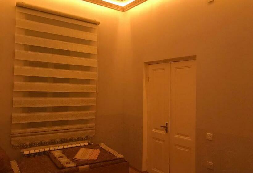 اتاق اکونومی, Beaming_house