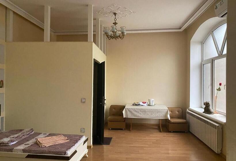 اتاق استاندارد, Beaming_house