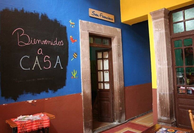 اتاق استاندارد, Sukha Hostel San Luis