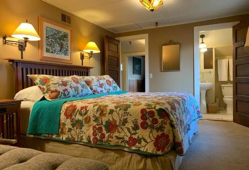キングサイズベッドのスイートルーム, Kangaroo House Bed & Breakfast