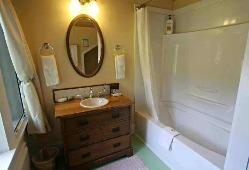 キングサイズベッドのスーペリアルーム, Kangaroo House Bed & Breakfast