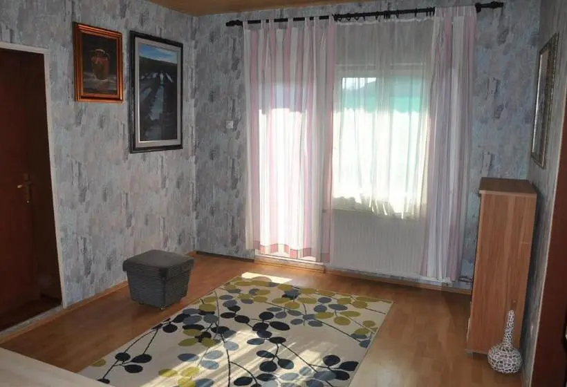 آپارتمان 3 خوابه, Guesthouse Djurić