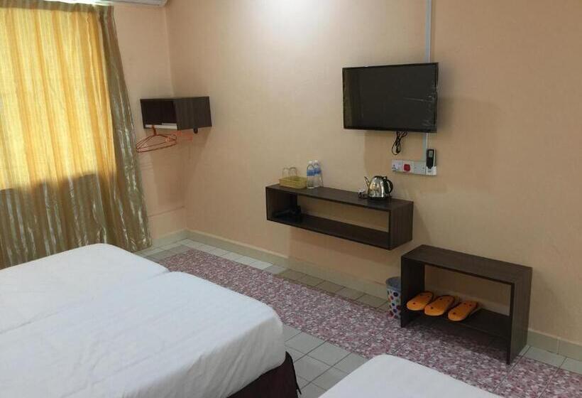 Семейный Номер, Indah Inn