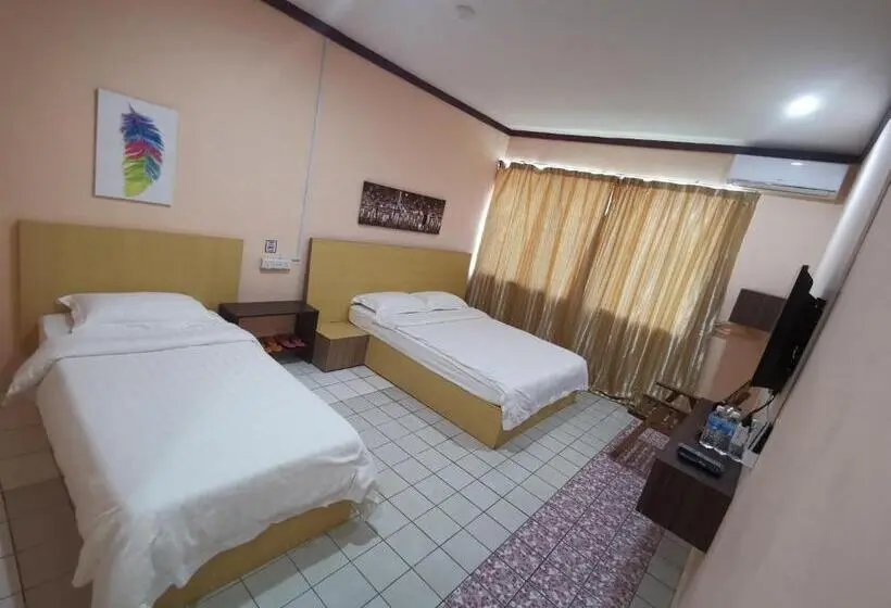 ファミリールーム, Indah Inn