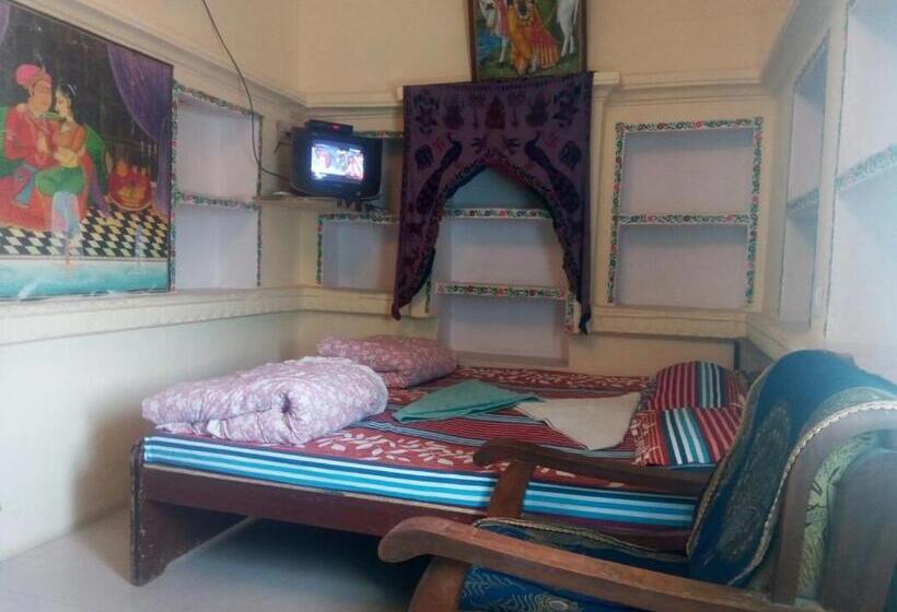 デラックスルーム, Milk Man Guest House