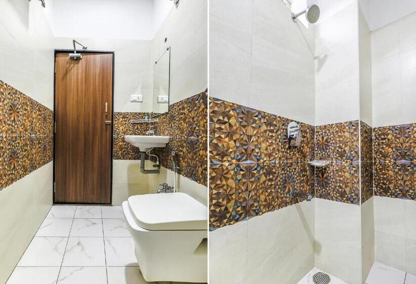 Семейный Номер, Fabhotel Rr Grand   Next To Trendset Mall