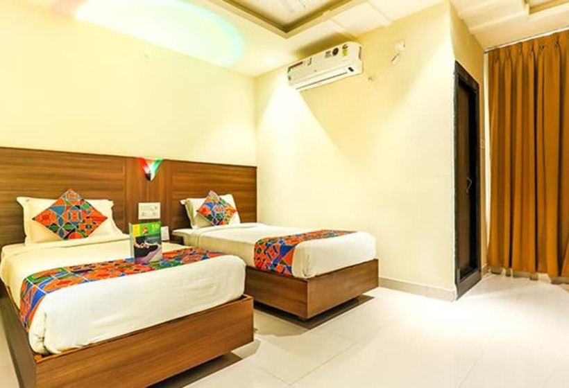 Семейный Номер, Fabhotel Rr Grand   Next To Trendset Mall