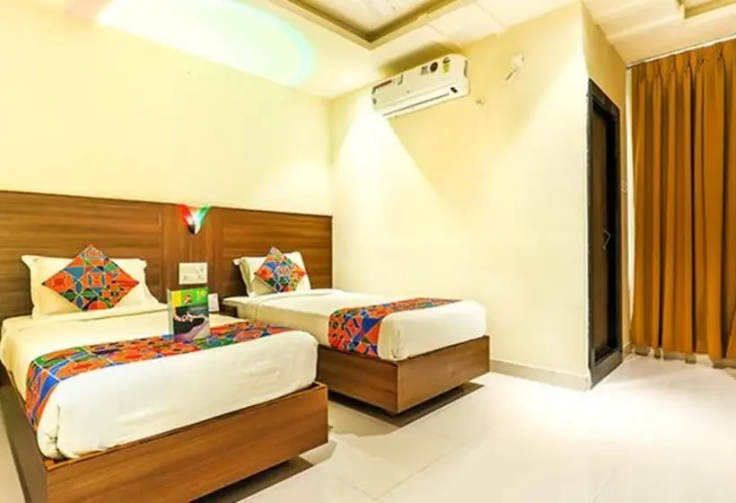 ファミリールーム, Fabhotel Rr Grand Next To Trendset Mall