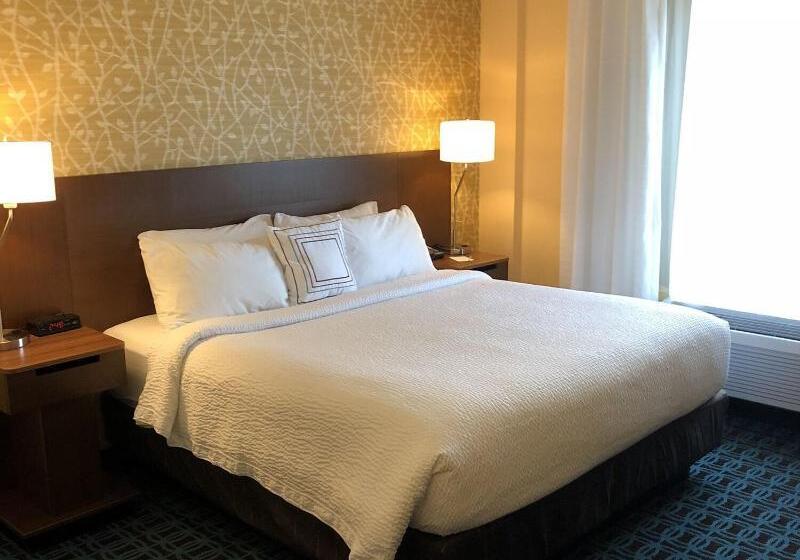 غرفة قياسية سرير كينج, Fairfield Inn & Suites By Marriott Decorah