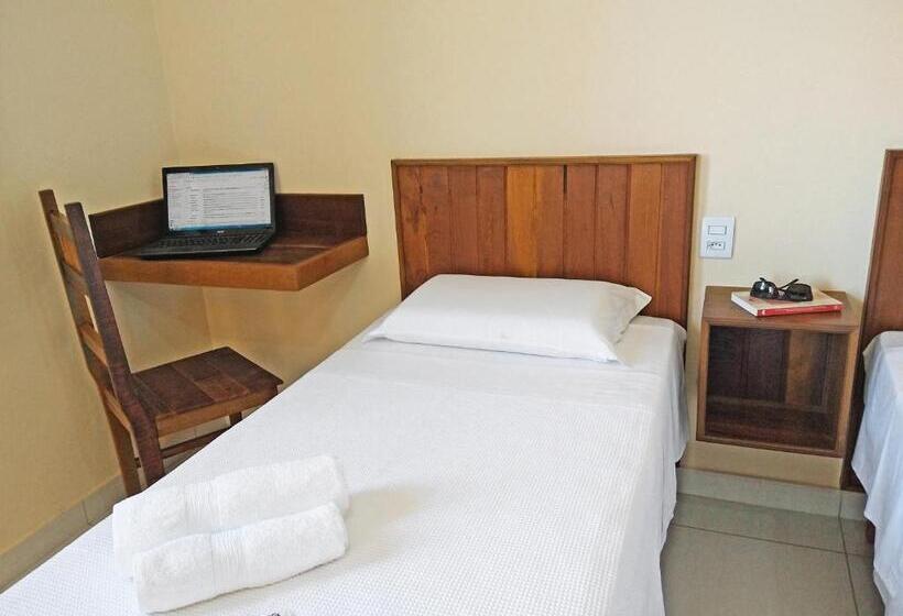 4인용 스탠다드 룸, Arraial Da Lage Hospedaria