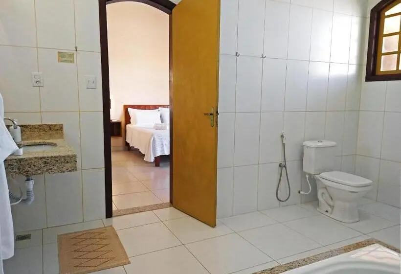 バスタブ付きスタンダードルーム, Arraial Da Lage Hospedaria