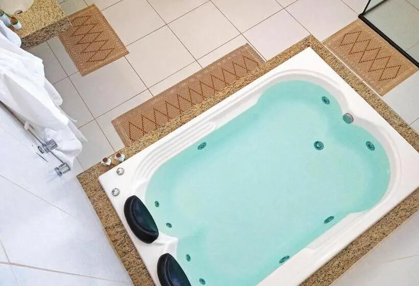 バスタブ付きスタンダードルーム, Arraial Da Lage Hospedaria