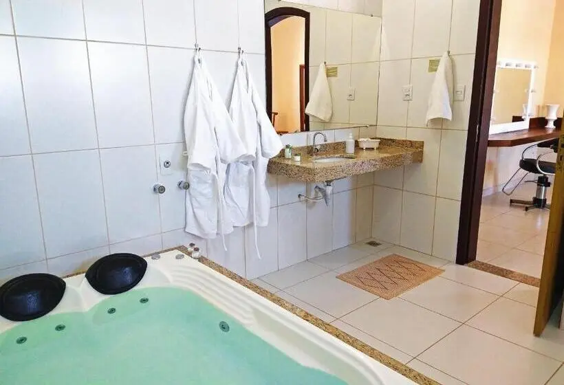 バスタブ付きスタンダードルーム, Arraial Da Lage Hospedaria