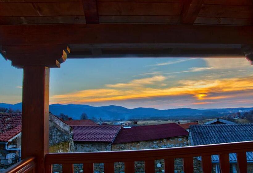 اتاق استاندارد با بالکن, Domačija Pri Damjanu