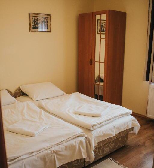 Номер Стандарт, Szép Kert Vendégház