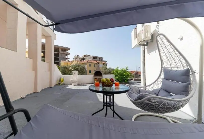 スタンダードスタジオ, Apartments Vjera Petrovac