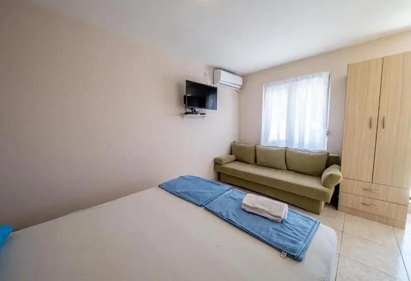 海の見えるスタンダードスタジオ, Apartments Vjera Petrovac
