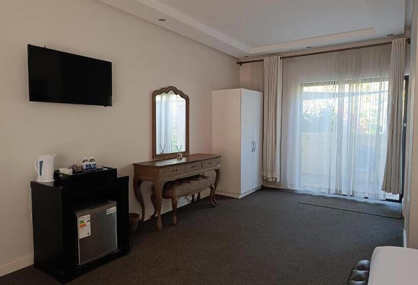 اتاق لوکس با تخت بزرگ, Jacaranda