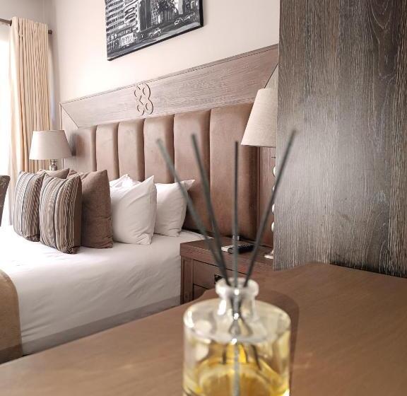 اتاق سوپریور, Jacaranda