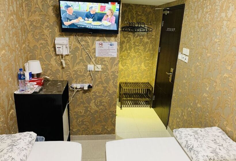 اتاق استاندارد سه نفره, Victoria Inn