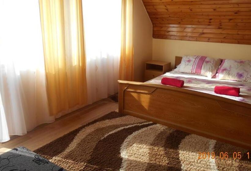 Номер Стандарт Трехместный, ádám Vendégház 2