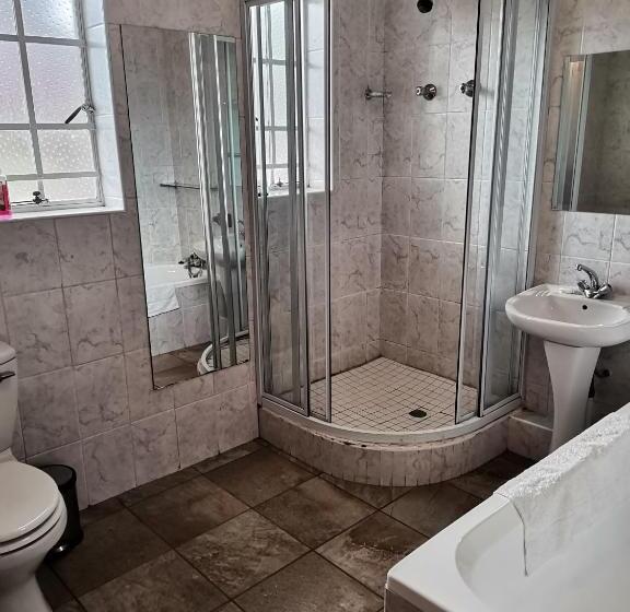 חדר קומפורט, Sani Window B&b And Self Catering