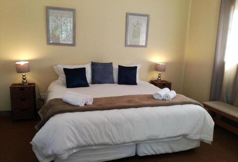 חדר סטנדרט מותאם לאדם עם מוגבלויות, Sani Window B&b And Self Catering