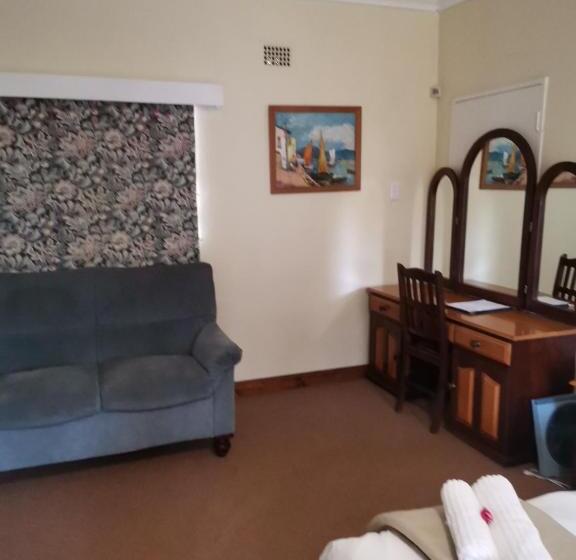 חדר סטנדרט נוף לגינה, Sani Window B&b And Self Catering