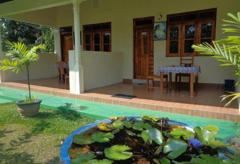 스탠다드 룸, Udesh Guest