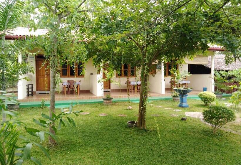 스탠다드 룸, Udesh Guest