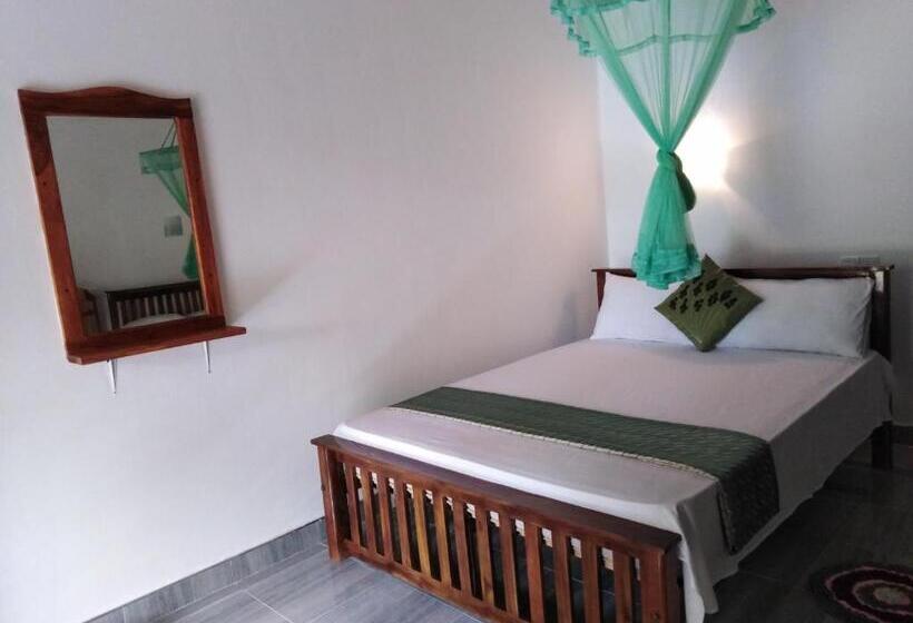 패밀리 룸 가든 전망, Udesh Guest